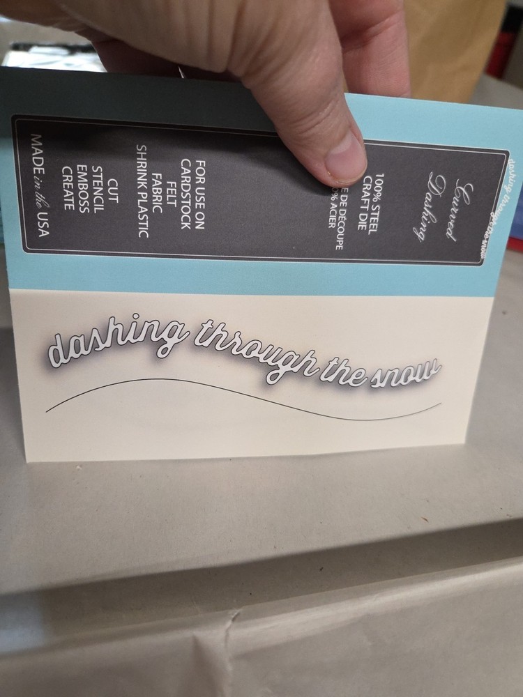 memory box die curved dashing