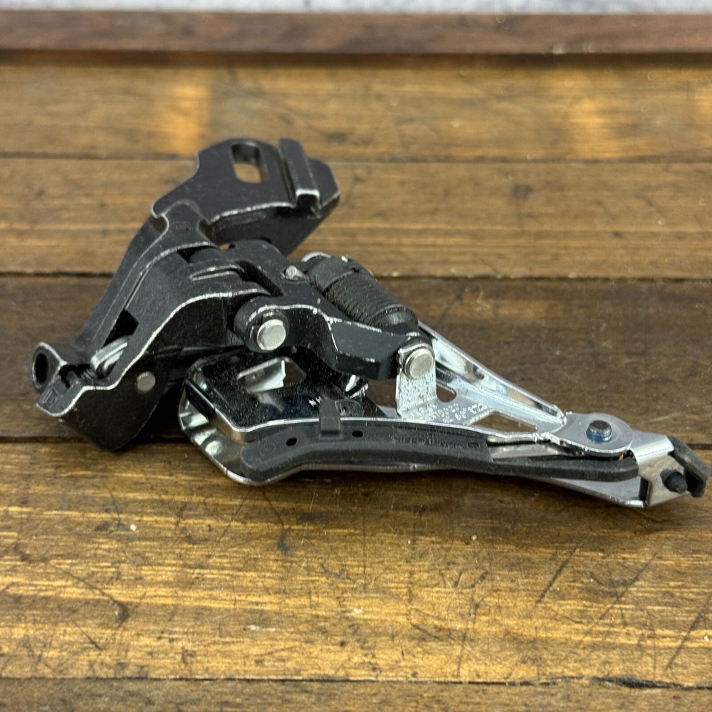 Shimano Deore XT Front Derailleur FD-M8020 Direct Mount Top Pull Dyna Sys 10t A2