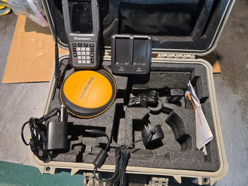 Hemisphere S631 GNSS GPS SURVEYOR Package