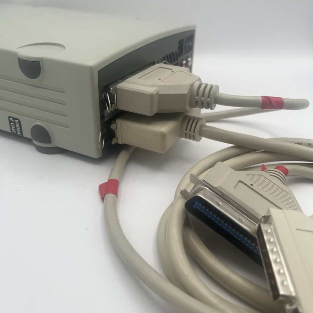 CD-R APS TECHNOLOGIES 106747 (4X Write) w/ Some Cables and Accessories.