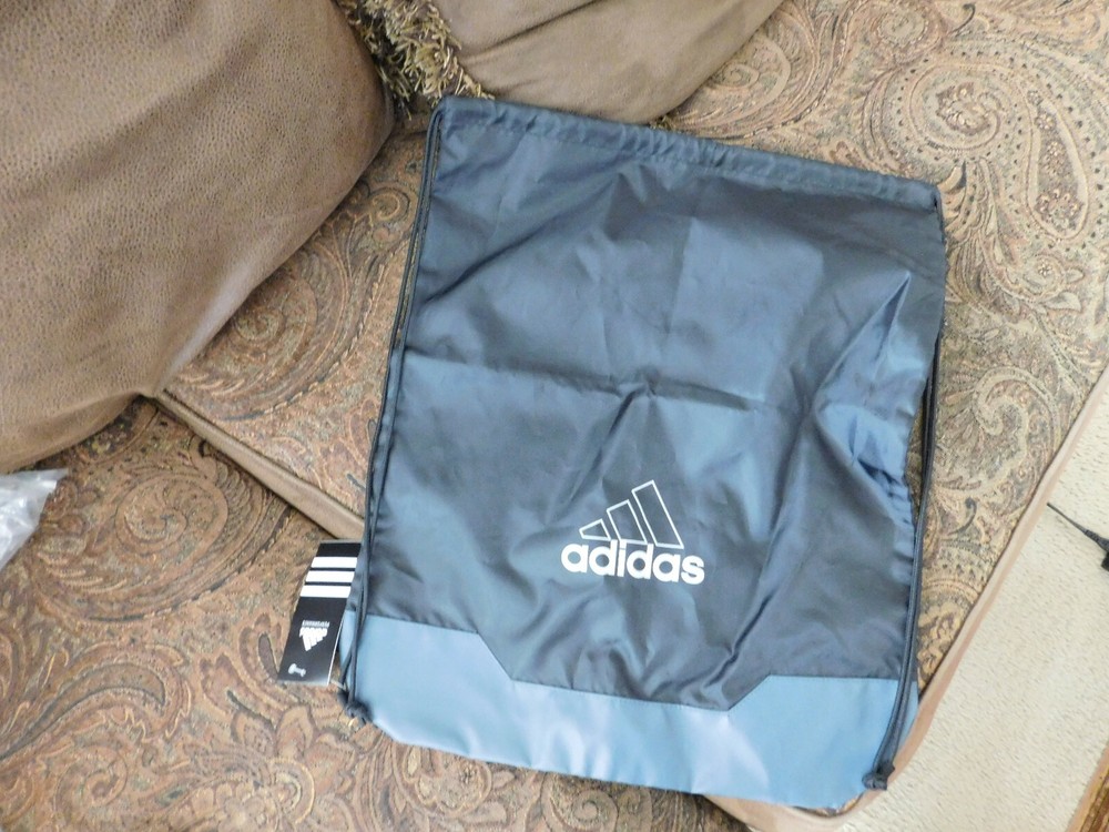 ADIDAS  BLACK GYM DRAWSTRING TRAINING BAG NEW