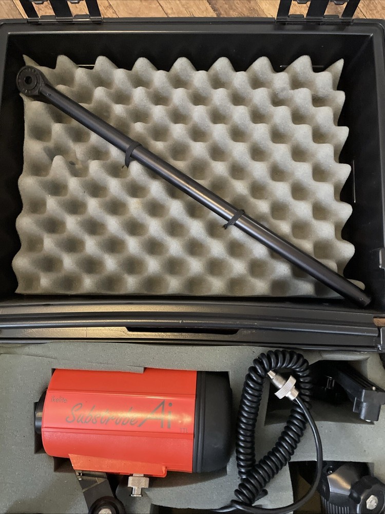 Ikelite Substrobe Ai Underwater Strobe.