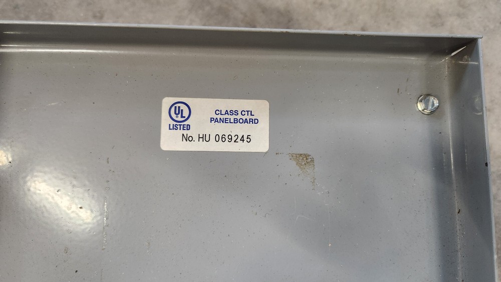 General Electric 200A x 30-SPACE Class CTL THHQB Breaker Panelboard. USED