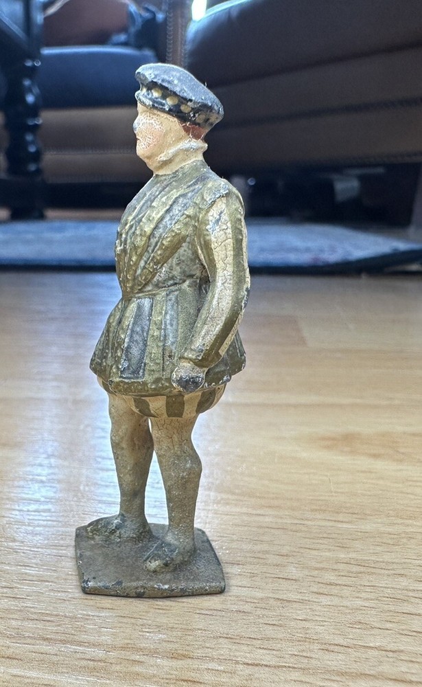 Vertunni Charles IX Figure