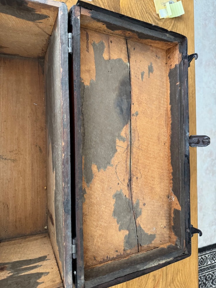 Antique circa 1870-1890 Primitive tool trunk