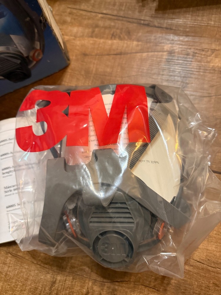 3M Full Face Mask, Mask Body Medium / 6800S Medium / New / Unopened