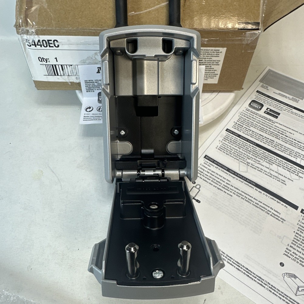 Master Lock 5440EC Bluetooth & Electronic Portable Lock Box IOS & Android