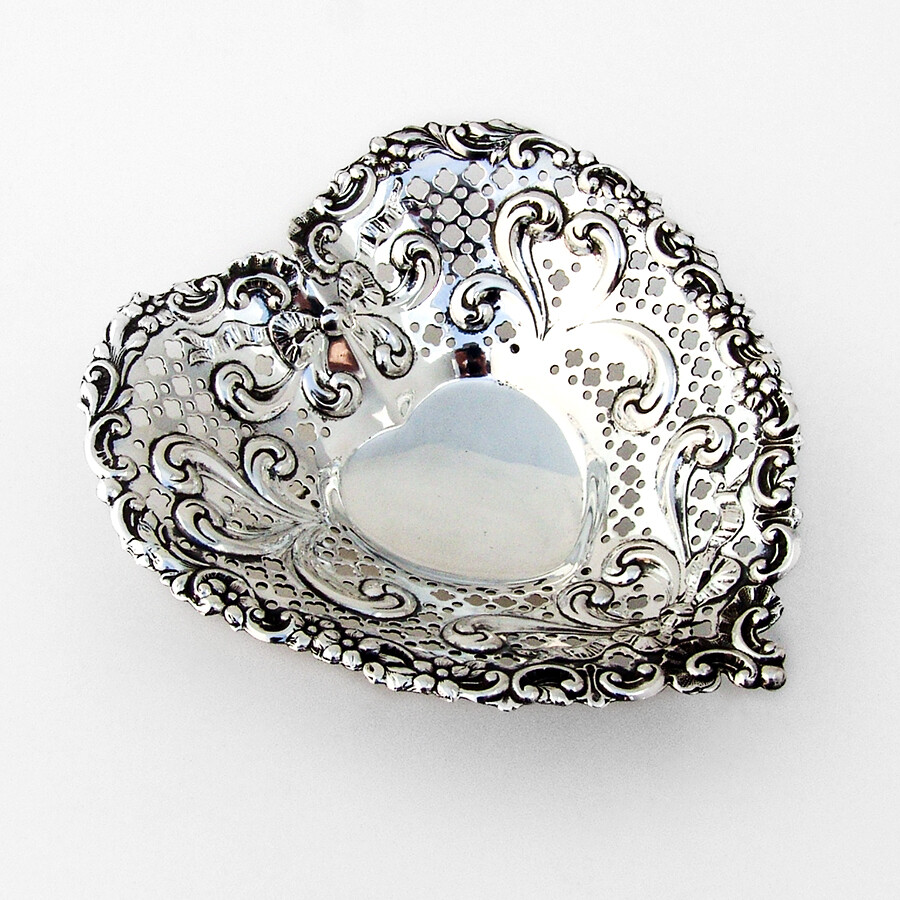 Gorham Heart Candy Dish Floral Scroll Repousse Sterling Silver 1940s