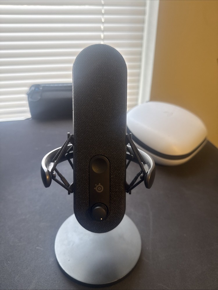 SteelSeries - Alias USB Microphone -