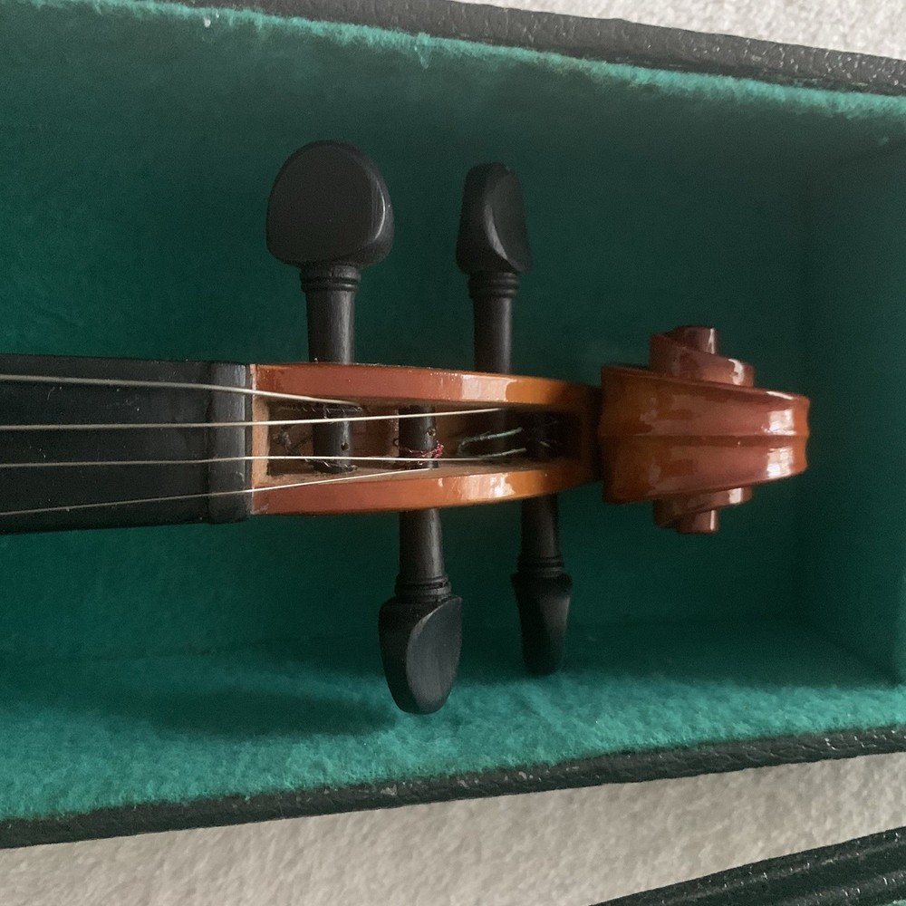 Bestler Violin w/Bow, Case, Hand Crafted