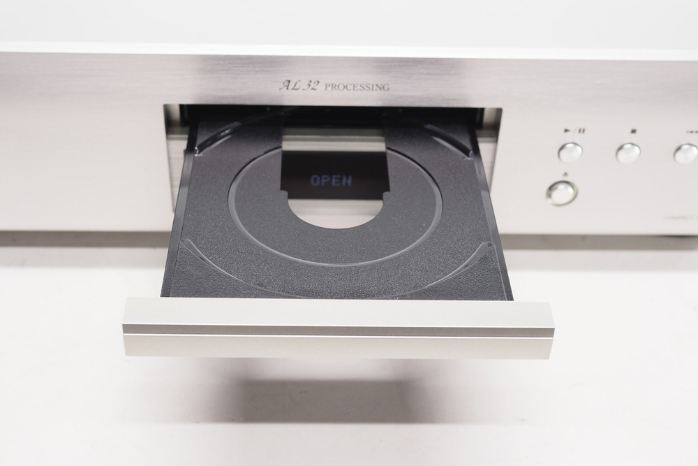 DENON DCD-600NE Denon CD player