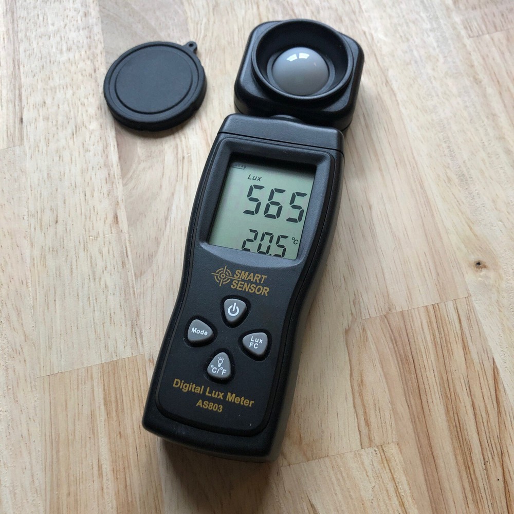 Smart Sensor AS803 LCD Digital Lux Meter Handheld Working