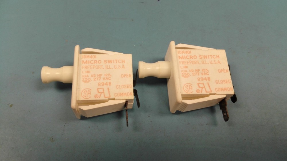 (2 PCS ) Honeywell Micro Switch 1DM401 Switch 10A.... NEW