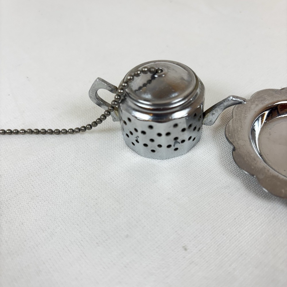 Tea Infuser Tea Pot Shaped Leaf Steepers Strainers & One Rest England