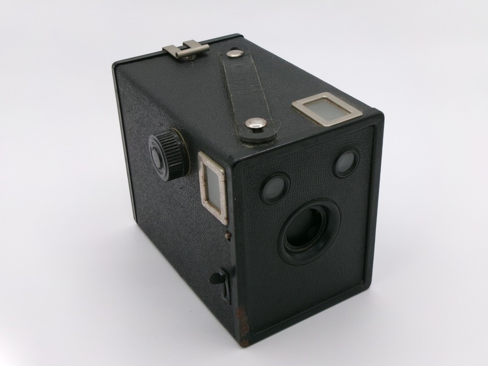 Vintage 1930s Ansco B-2 Cadet Camera