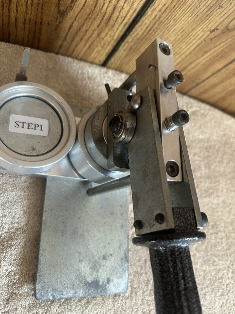 Heavy Duty Button Maker Button Stamp/Press Unbranded Works Great!