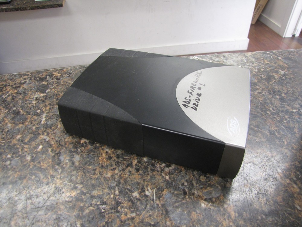 ADS Technologies PYRO 1394 Drive Kit - FireWire + USB 2 MODEL API-800 -HV41