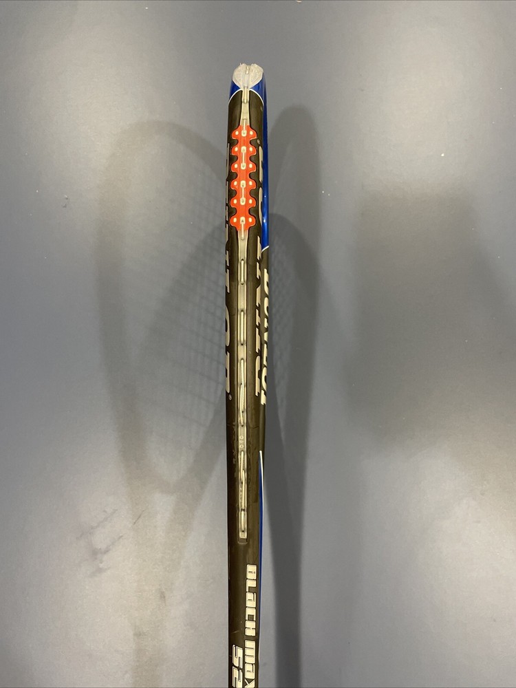 Dunlop Black Max Carbon 520 Squash Racket.