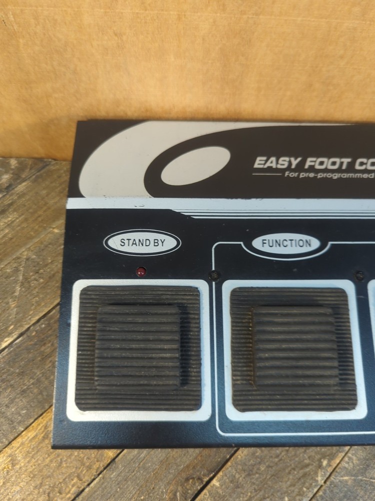 Acme CA-8F Easy Foot Controller For Pre-Programmed Light Shows