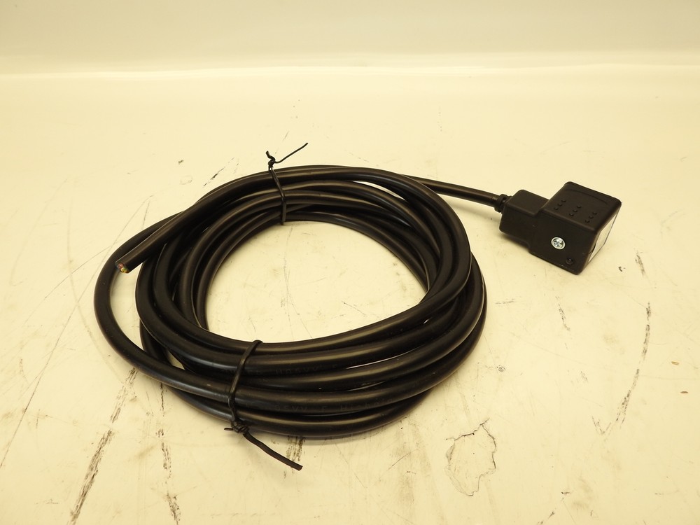 NEW TSII Proximity Switch 233-XM31D