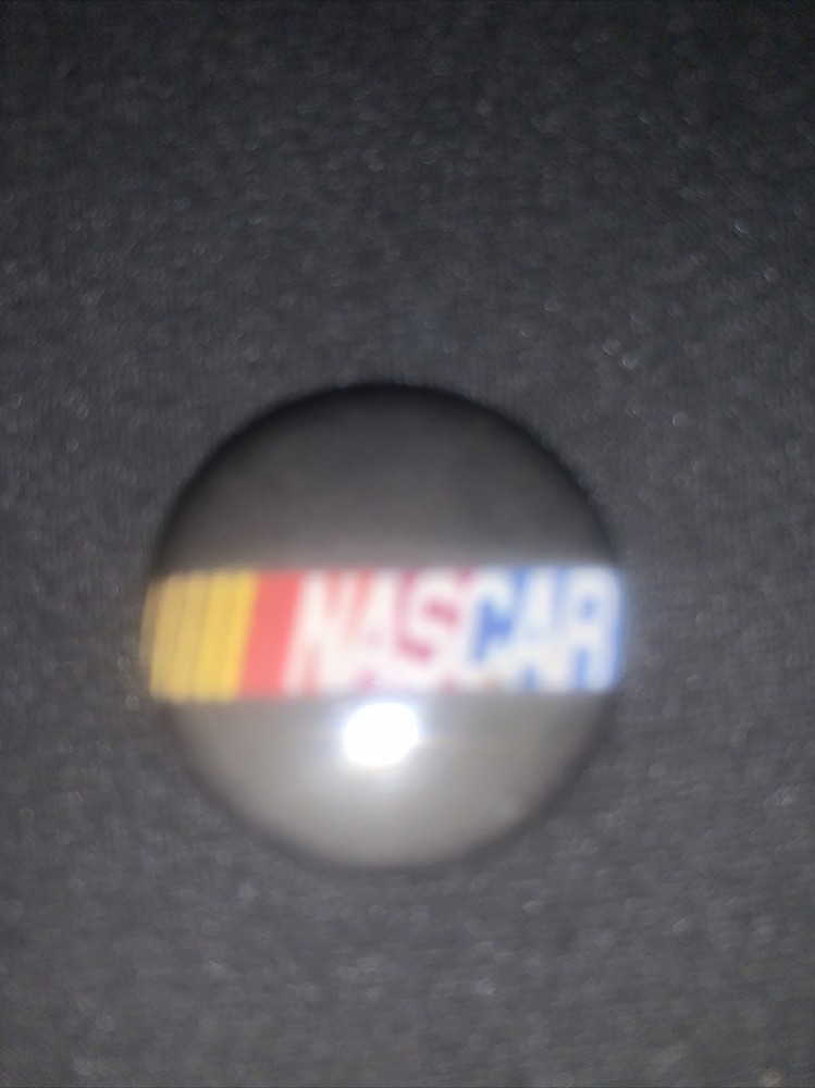 NASCAR Auto Racing Pin Button Pinback