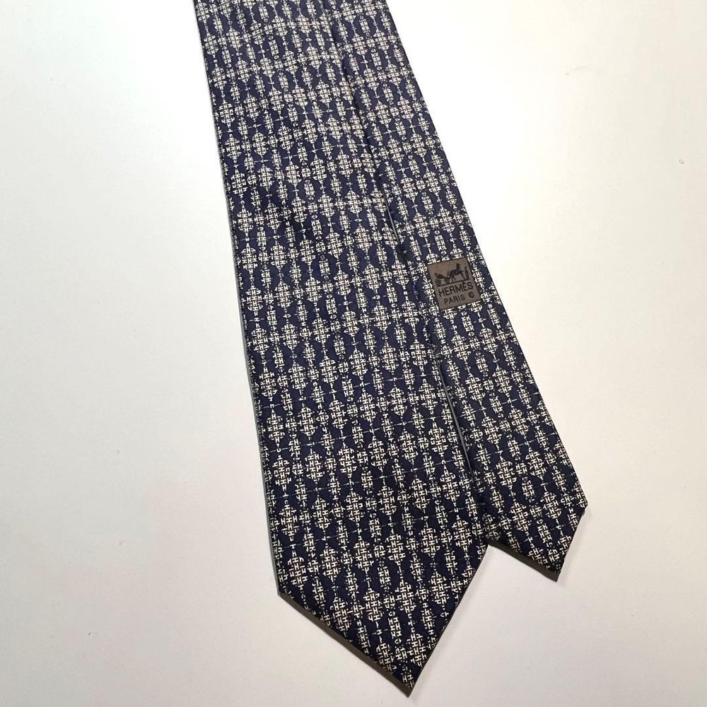 Hermes H pattern tie rabbit all-over pattern luxury men's accessory used