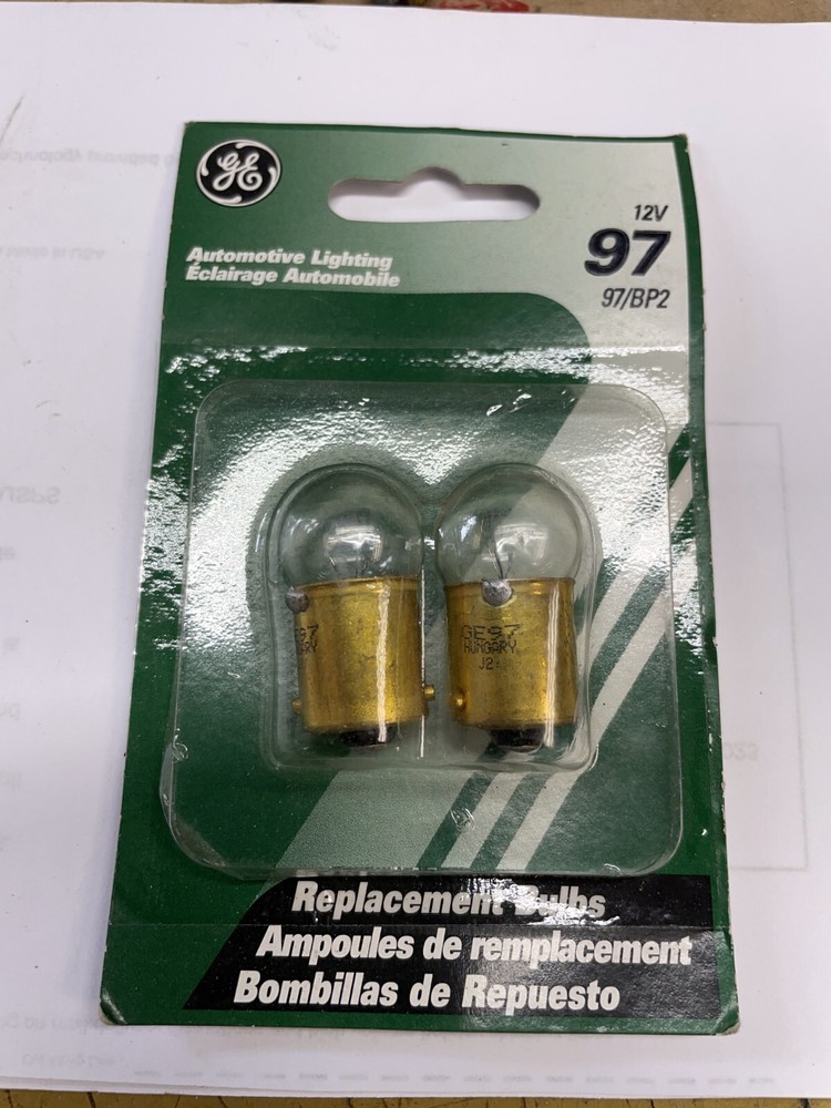 GE97 12v Automotive Bulbs NOS