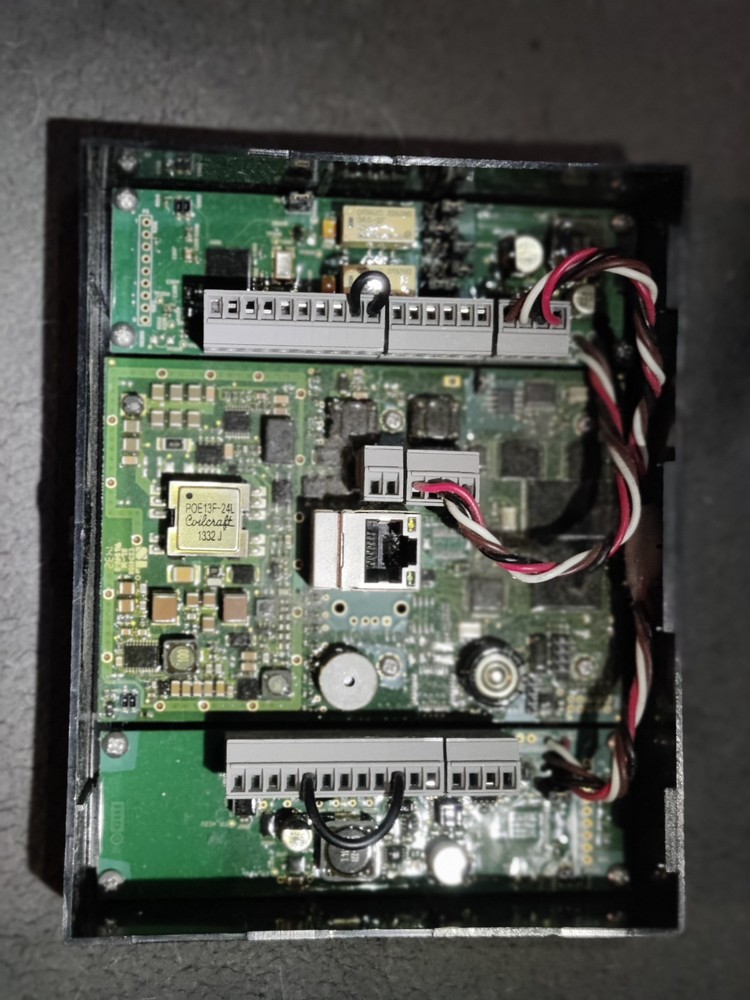 HID EDGE EVO H400-K HID Global Door Controller