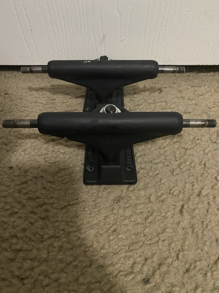 Independent standard Stage 11 Blackout 129