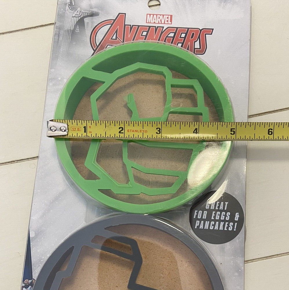 2 Marvel Avengers Silicone Pancake and Egg Breakfast Molds