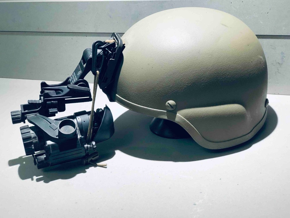 Tactical AN/PVS-14 Night Vision Lanyard System.