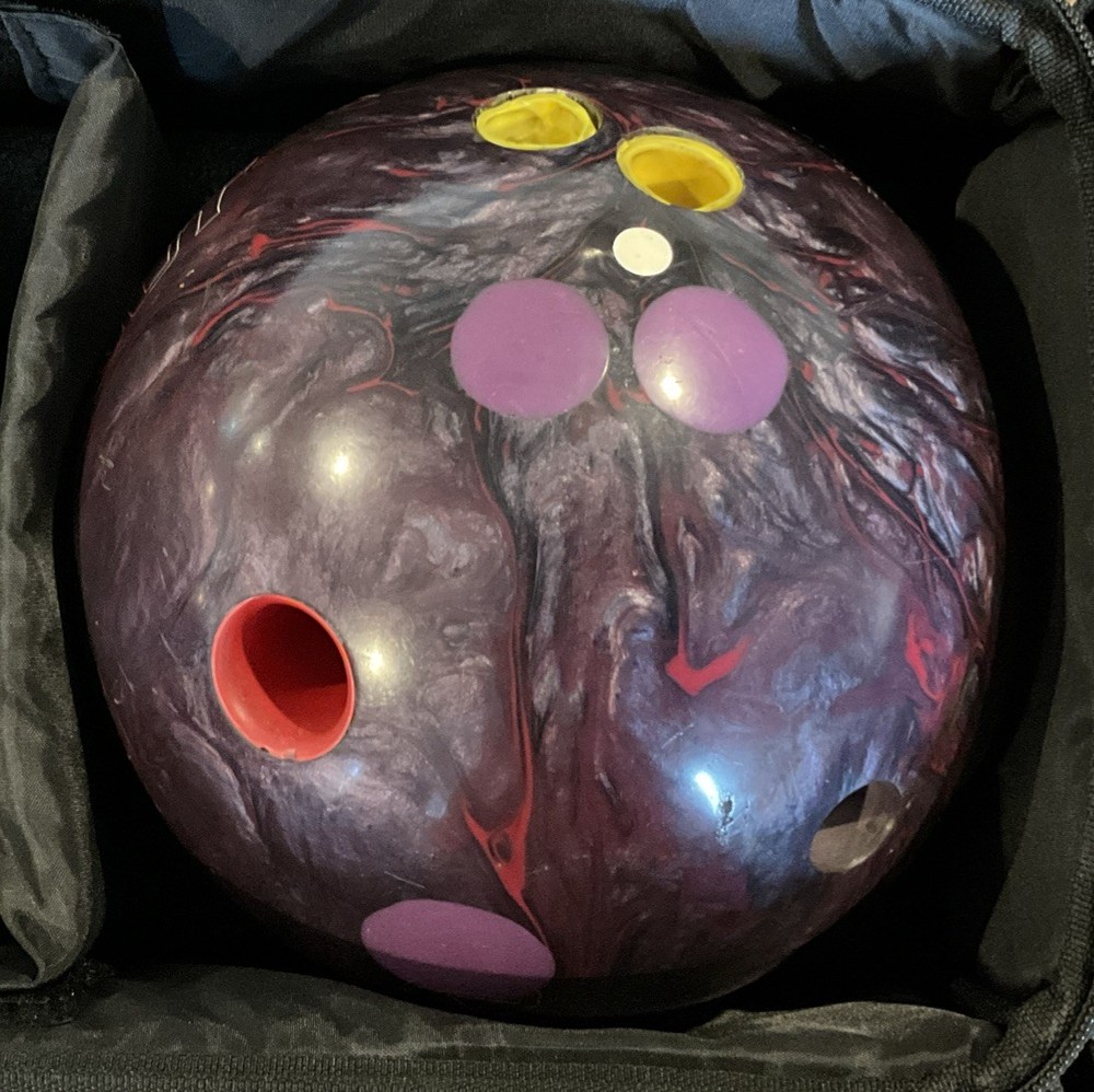 2 Bowling Balls And Roller Carry Case