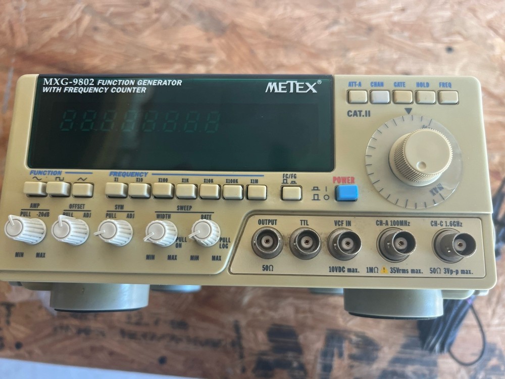 METEX MXG-9802 FUNCTION GENERATOR WITH FREQ COUNTER