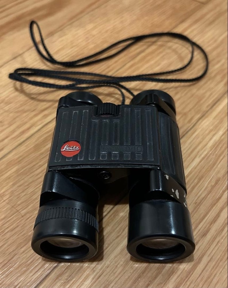 Leica TRINOVID Compact Binoculars Black with Strap