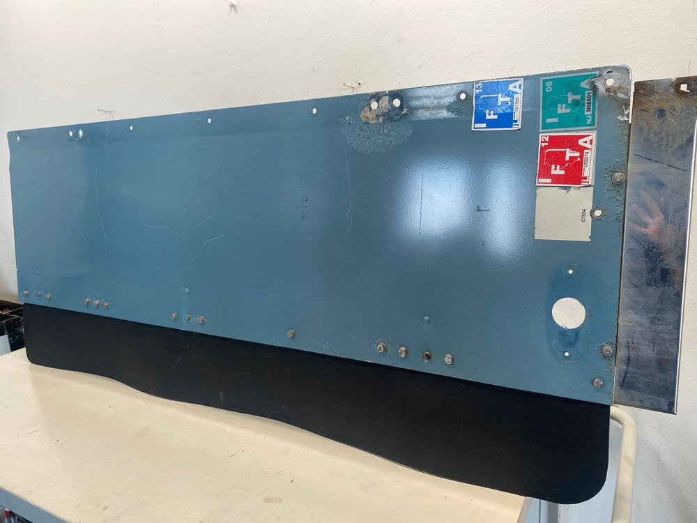 Freightliner Columbia Cab Extension (625-11111)