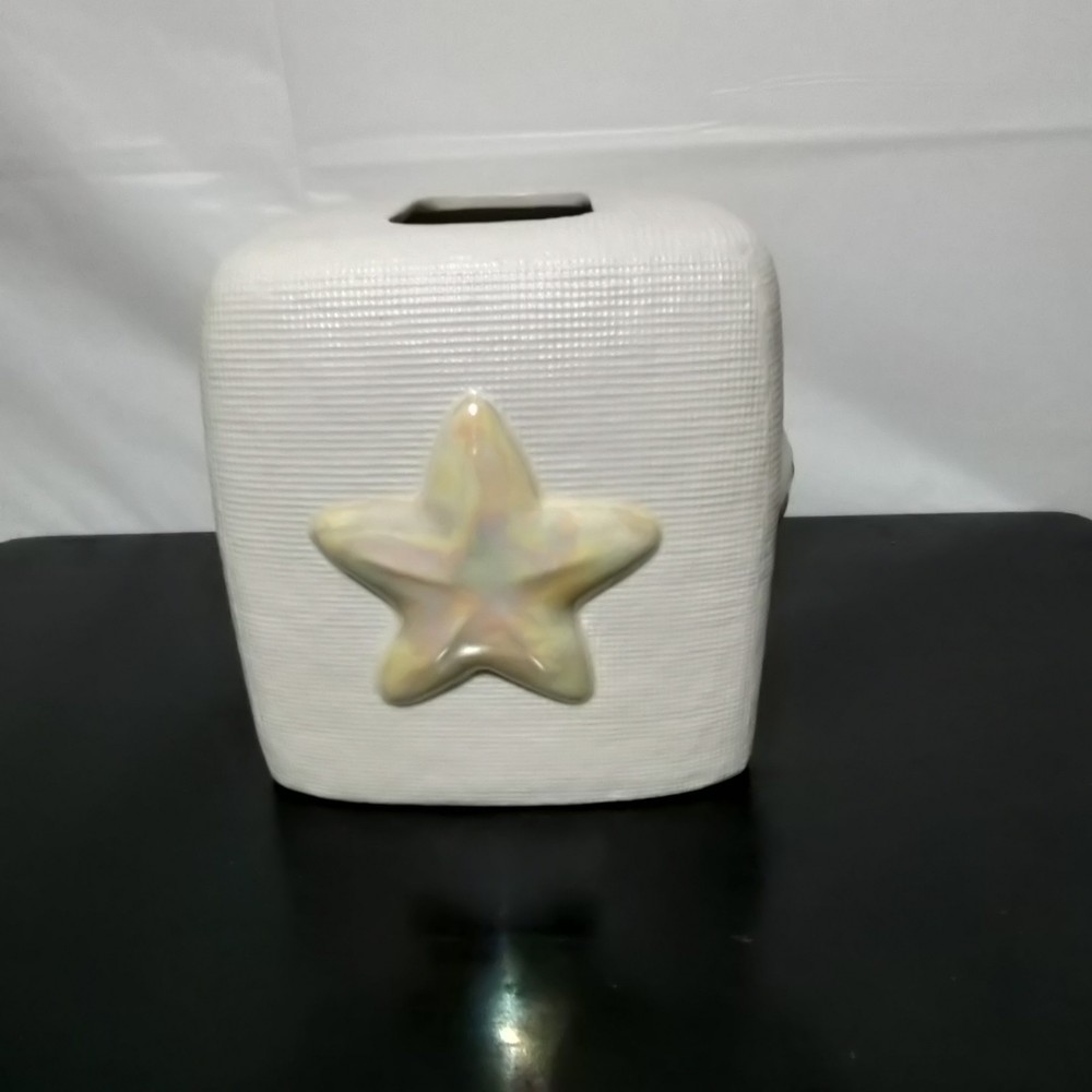 Elegant Porcelain Tissue Box Cover
