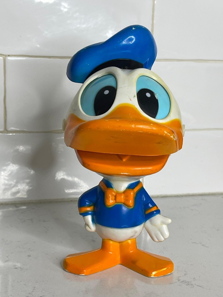 Donald Duck Pull String Toy VINTAGE