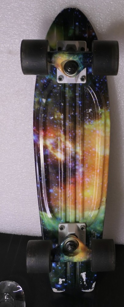 GLOBE BANTAM GALAXY ST 23 INCH SKATEBOARD IN COSMIC
