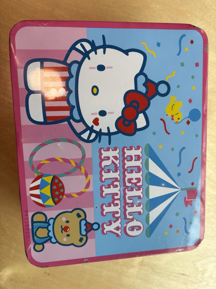 Hello Kitty Circus Theme Metal Lunch Box - Read Description