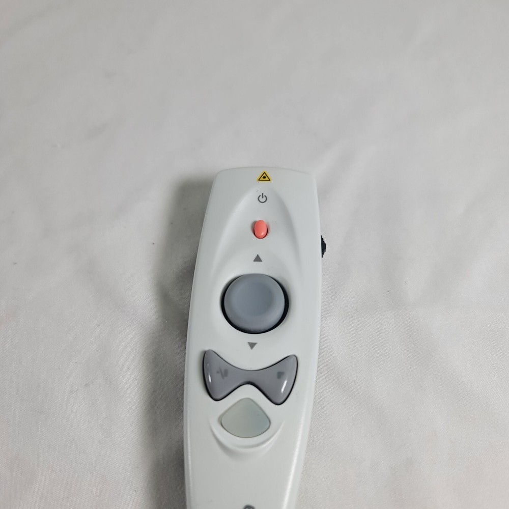 KEYSPAN TSAM-004 WIRELESS PRESENTATION REMOTE MOUSE CONTROL / LASER POINTER