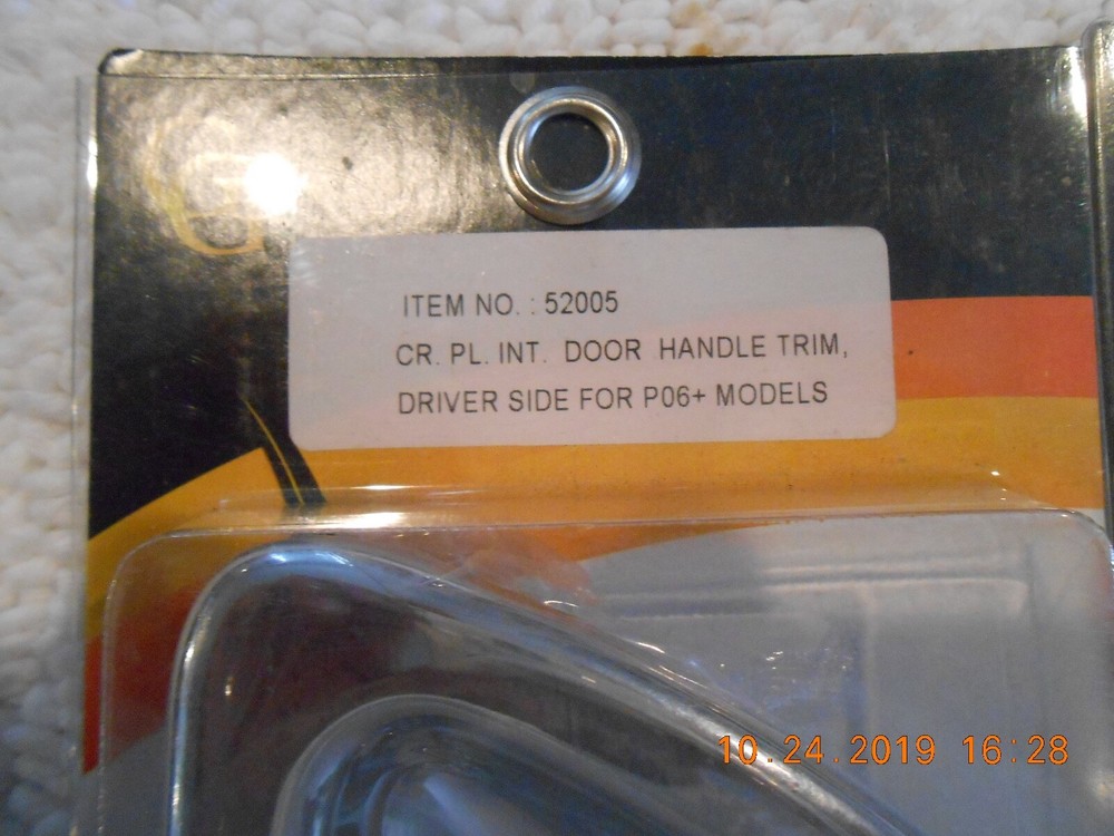 2006 & Newer Peterbilt Interior Door Handle Trims