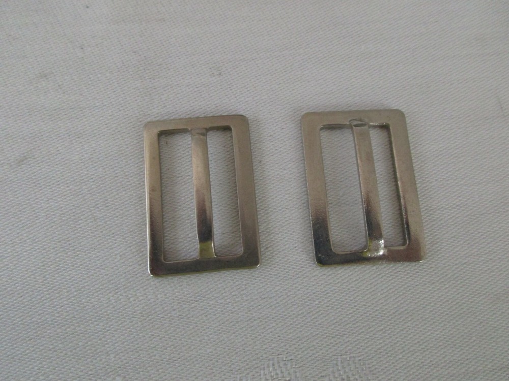 NOS - Pair of SINGLE BAR BUCKLES -
