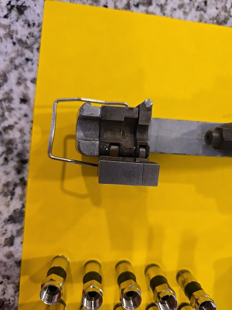 COMMERCIAL GRADE COMPRESSION TOOL CONNECTOR SPRING LOADED STRIPPER 20 CONNECTORS