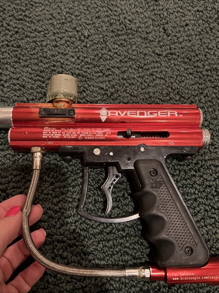 Avenger Paintball Gun