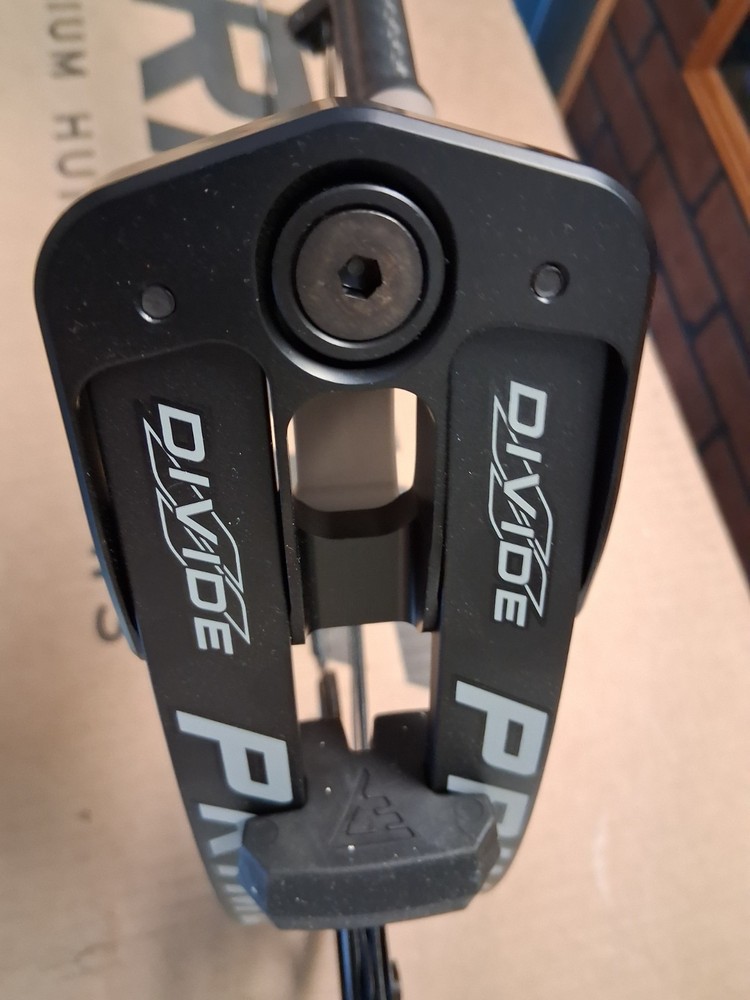 Prime Divide 35/7 Compound Bow Right Hand