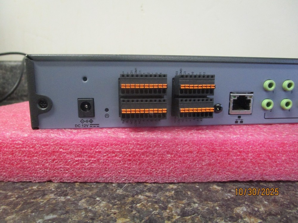 Pelco Schneider NET5500 Series Video Encoder NET5516-US with Rack Mounts & A/C