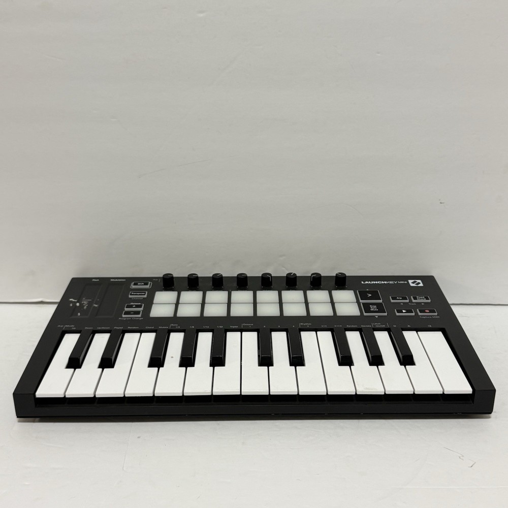 Novation LAUNCHKEY MINI MK3 25 Mini-Key MIDI Keyboard Controller unit Only
