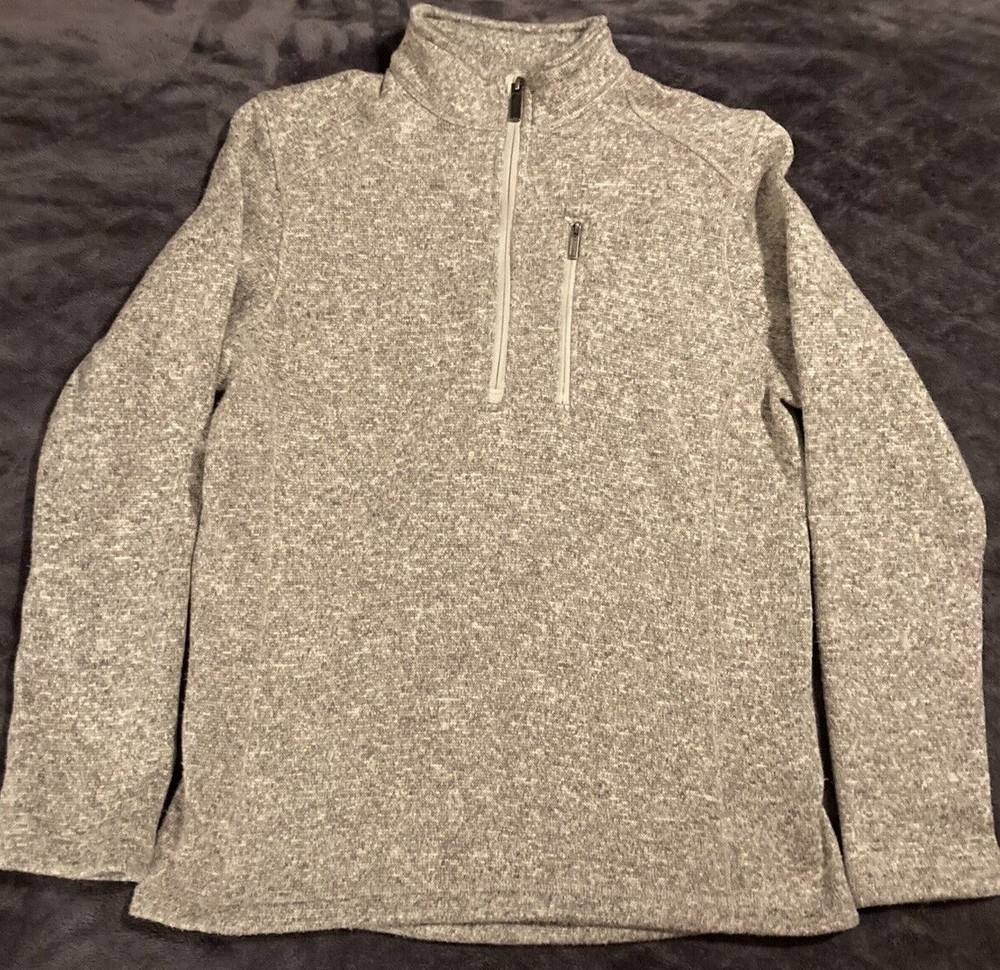 men's medium Woolrich 1/4 zip heathered polyester sweater - NICE