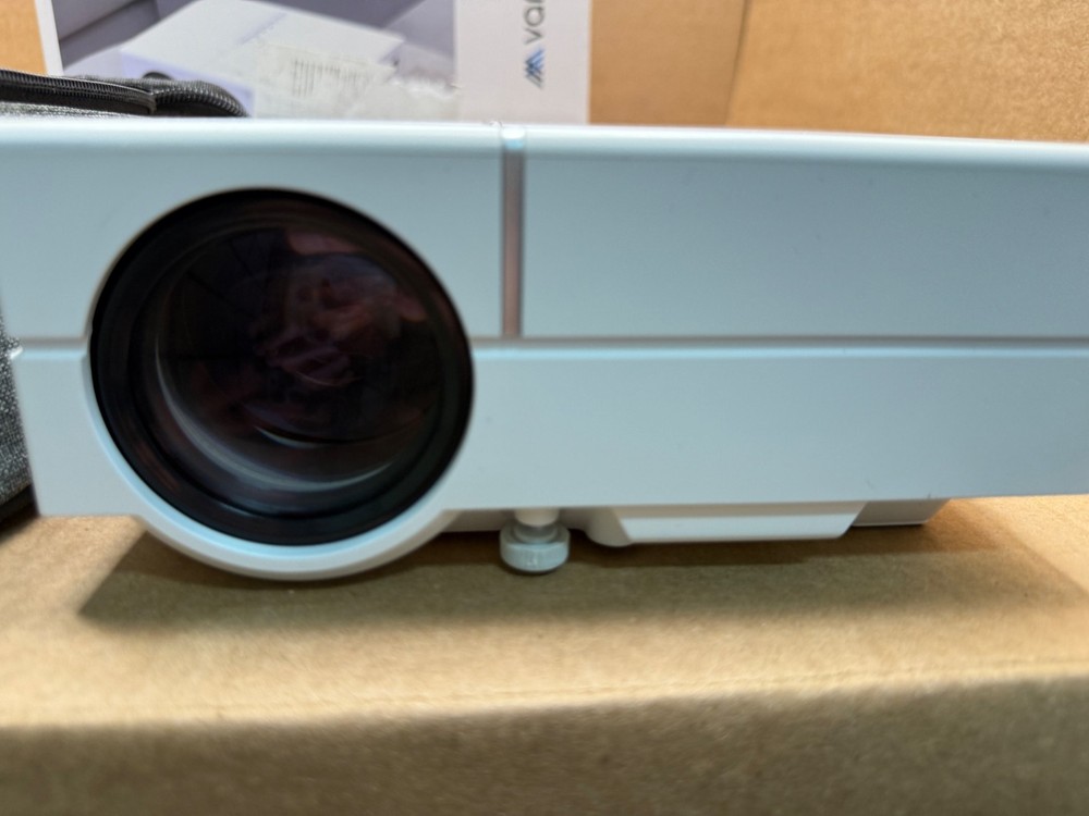 Vamvo L4500 Home Theater Projector