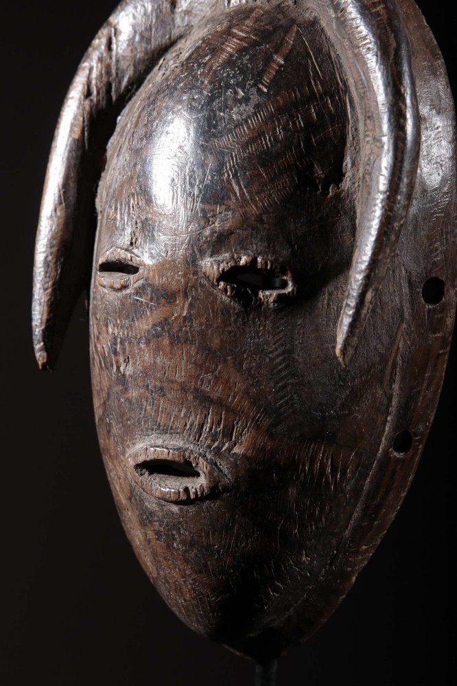 African Mask Djimini 2095